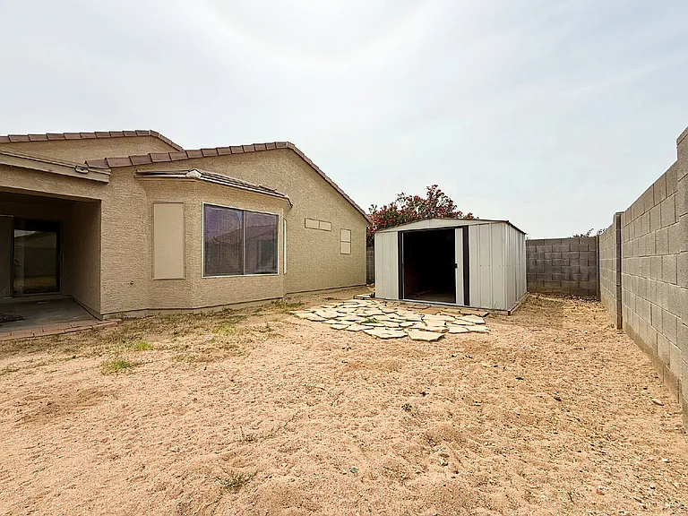 8062 W North Ln #109THDR — Photo 33