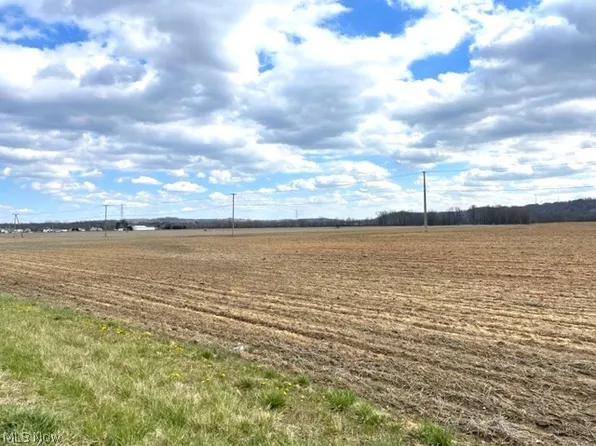 Raiders Rd, Dresden, OH 43821