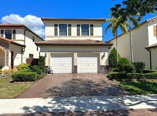 9243 SW 227th Ter, Cutler Bay, FL 33190