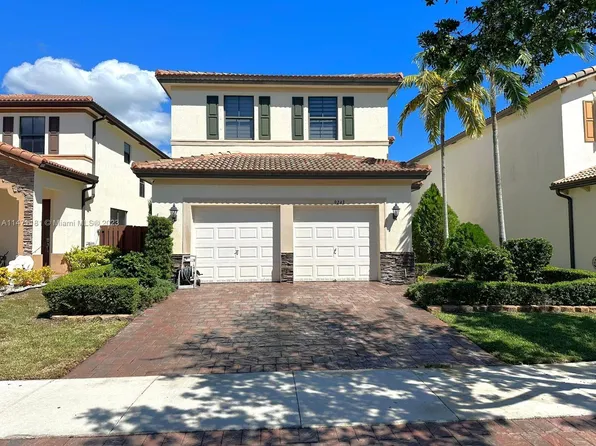 9243 SW 227th Ter, Cutler Bay, FL 33190