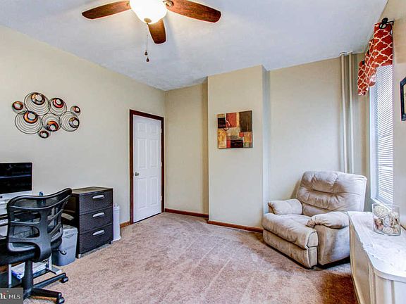 4th image of 4526 Salmon St