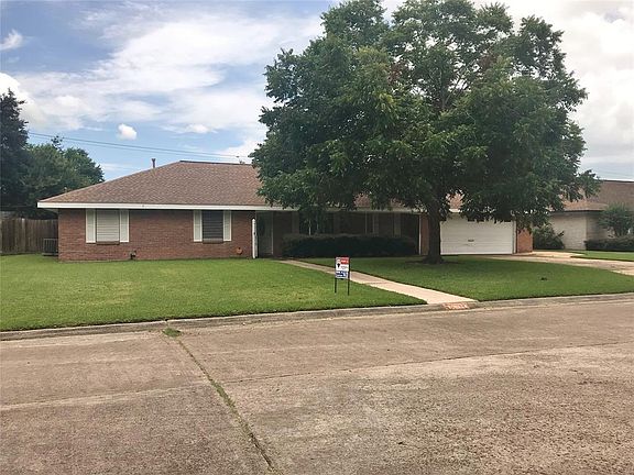 2nd image of 8519 Plantation Dr