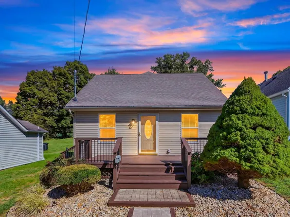 16 Mitchell St, Jackson, OH 45640