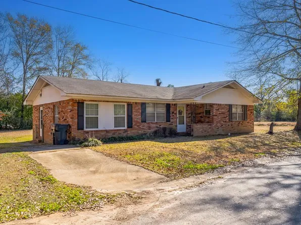 214 Middle St, Colquitt, GA 39837