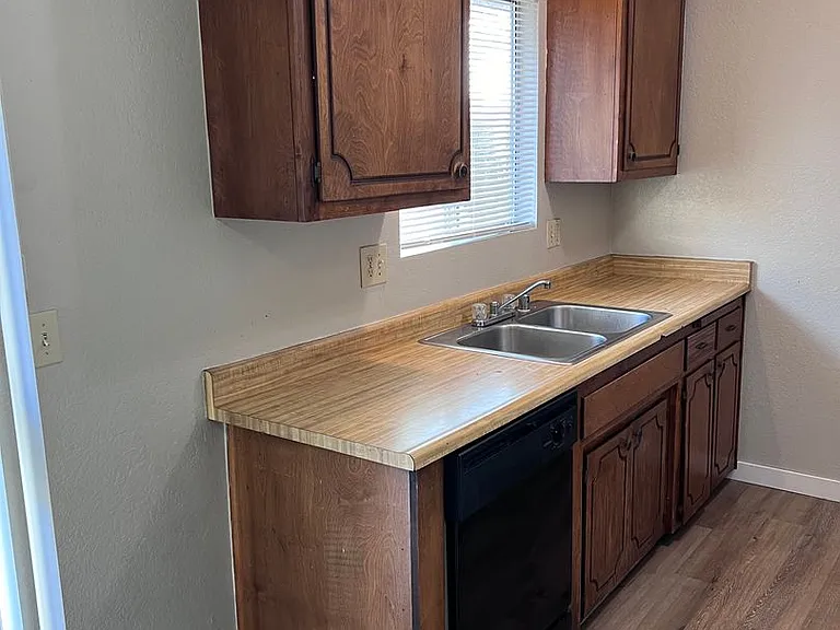 5576 Mountain View Dr #1-4 — Photo 10