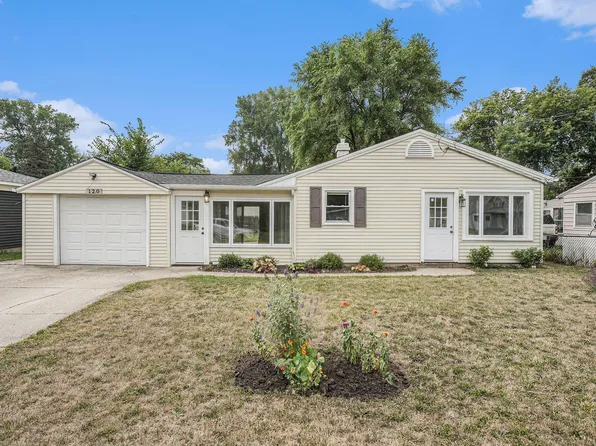 120 Dunkirk St SE, Grand Rapids, MI 49548
