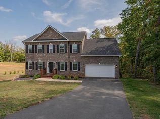 1024 Carriage Pkwy, Rustburg, VA 24588