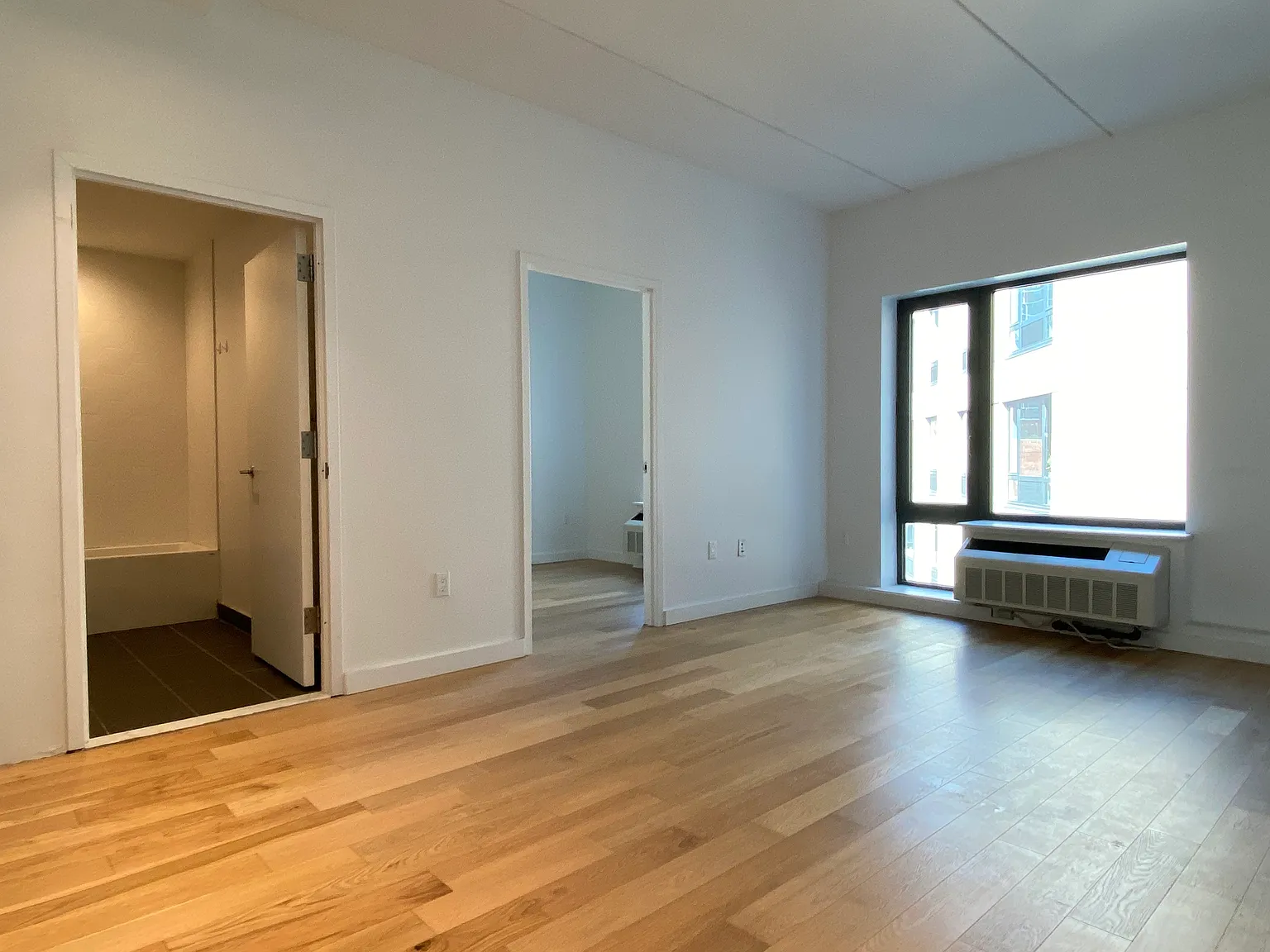 150 Union Avenue — Photo 3