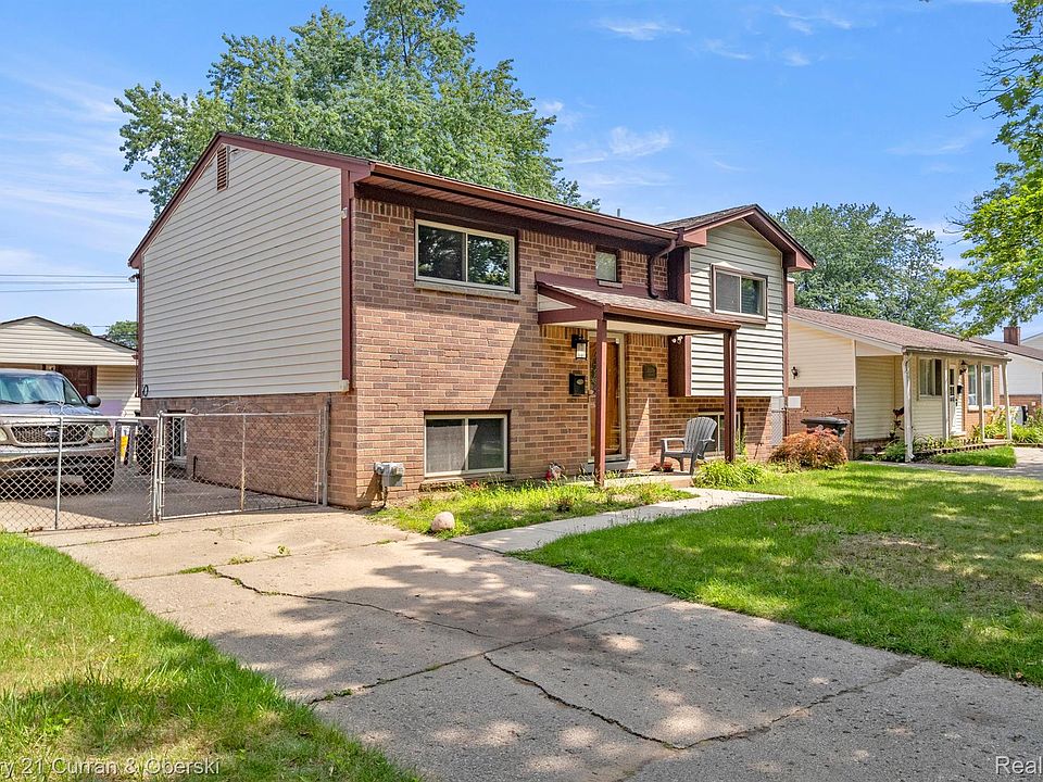 1st image of 30536 Hiveley St