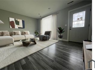 326 Macon Ave, Romeoville, IL 60446