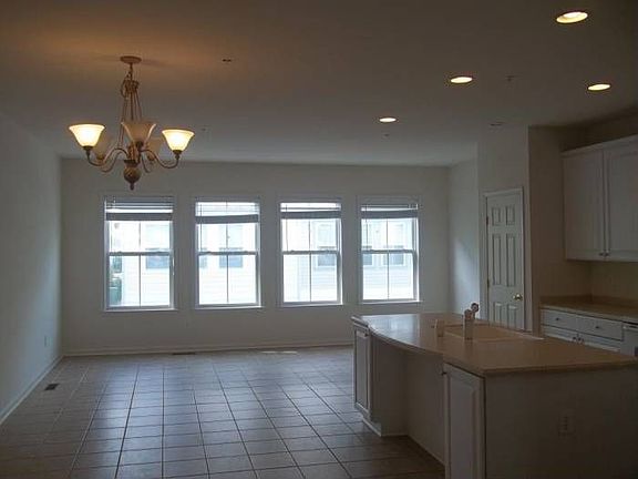 Large eat-in kitchen
