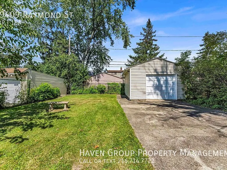 19409 Raymond St — Photo 27
