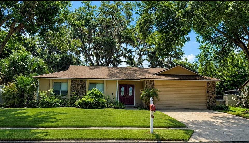 1st image of 1840 ASTER DRIVE