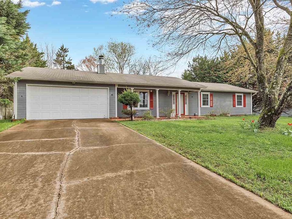 1st image of 229 Saddle Creek Dr NW