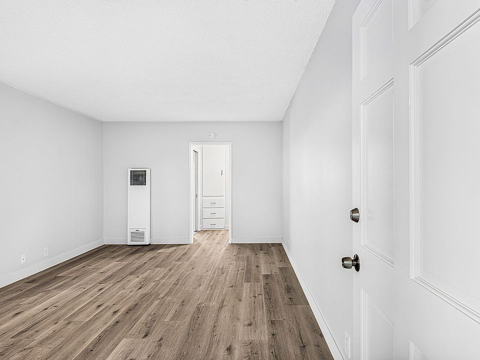 1st image of 3525 E 2nd St APT 8