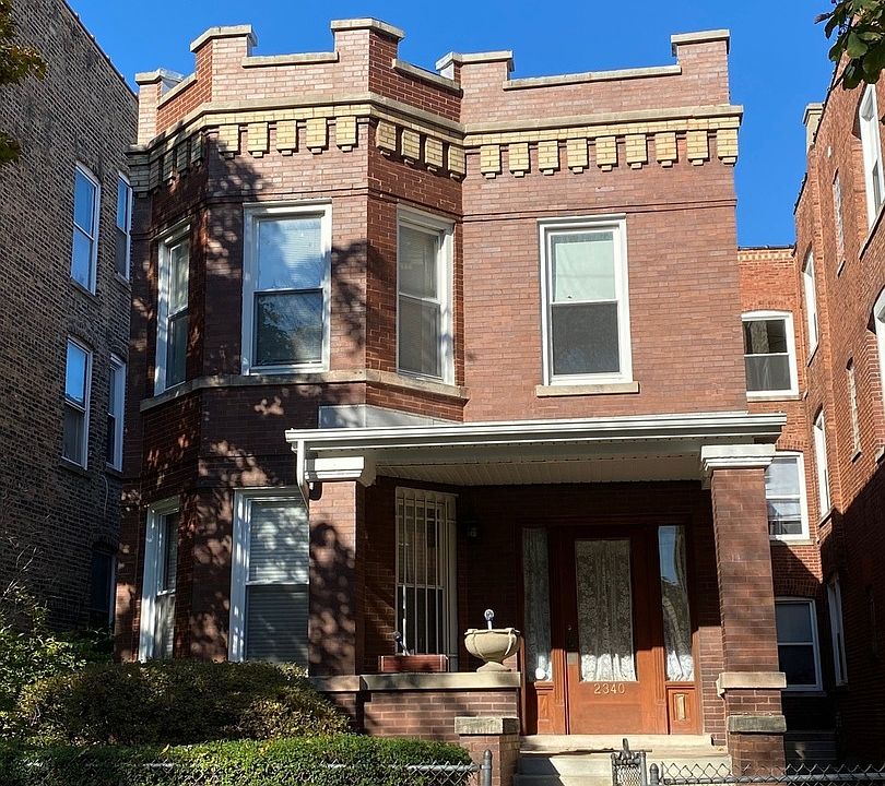1st image of 2312 W Walton St #2