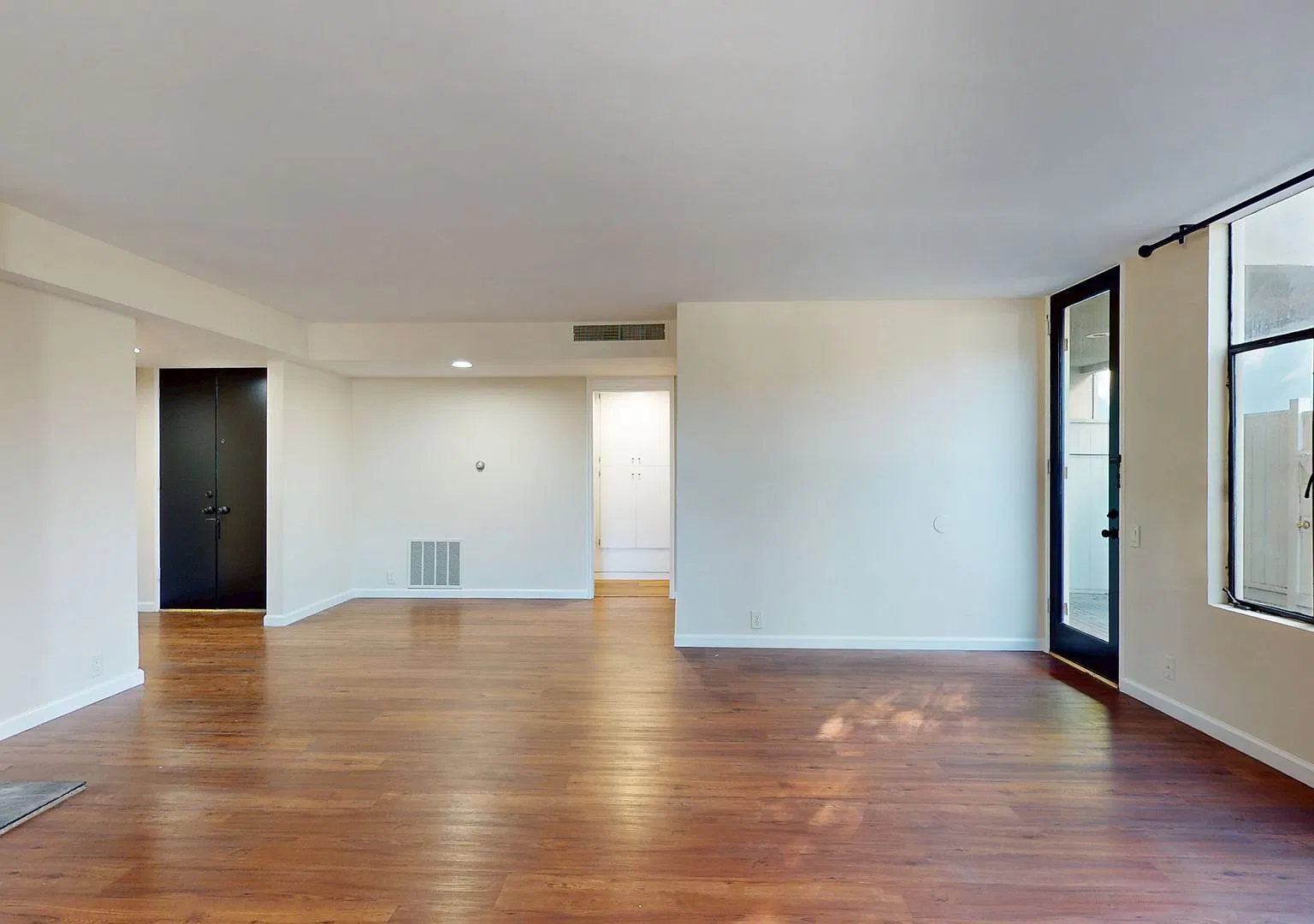 535los — Photo 3