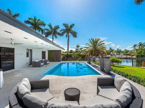 540 Reinante Ave, Coral Gables, FL 33156