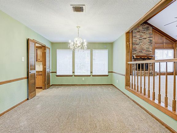 5th image of 15506 Alderete Drive