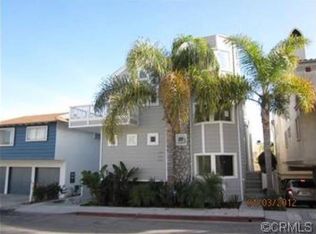 1222 Loma Dr, Hermosa Beach, CA 90254