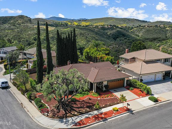 3rd image of 2603 N Velarde Dr