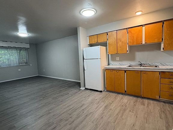 3rd image of 2700 N Federal Blvd #102