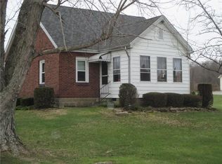 332 Pulaski Rd, Pulaski, PA 16143