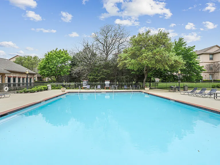 Nolen Grand Apartments — Photo 8