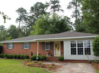 801 E Ashe St, Burgaw, NC 28425