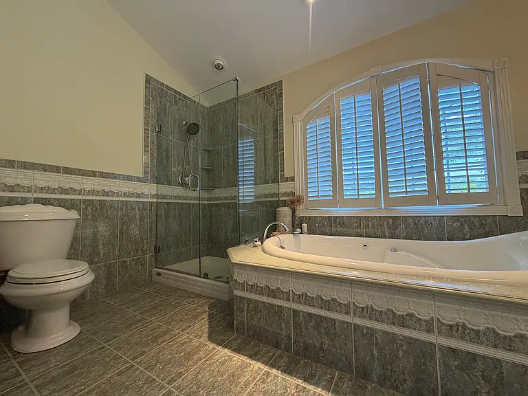 24 Arlington Ave — Photo 13