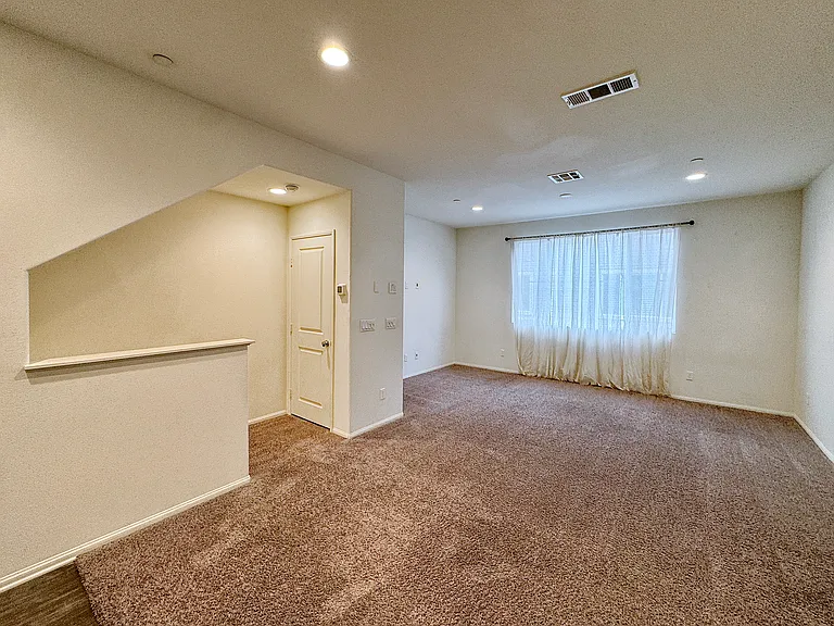 7416 Solstice Pl — Photo 5