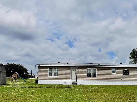 4th image of 1032A Cormier Rd