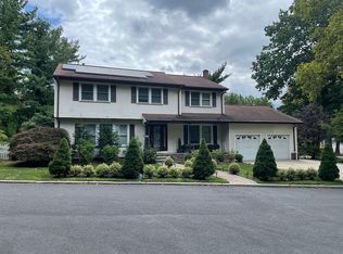 267 Westervelt Pl, Englewood Cliffs, NJ 07632