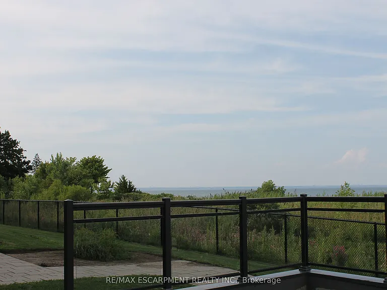 35 Southshore Cres #316 — Photo 50
