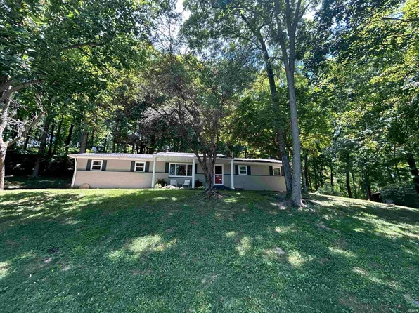 7685 W 275 S, Owensville, IN 47665