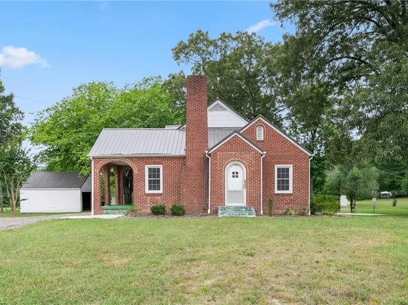 4400 Archdale Rd, Trinity, NC 27370