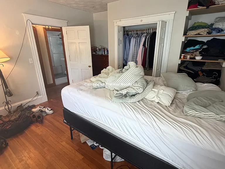 35 Rogers Ave — Photo 40