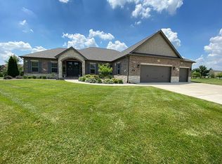 1316 Morel Ct, Lebanon, IL 62254