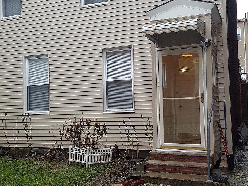 1st image of 23 Poplar St