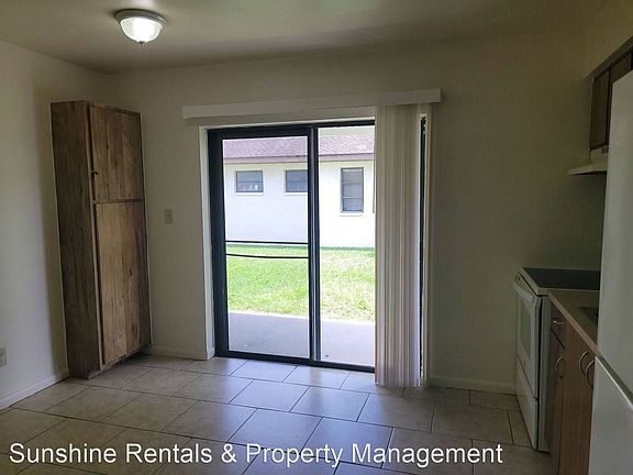 4th image of 626 SE 13th Ct APT 2