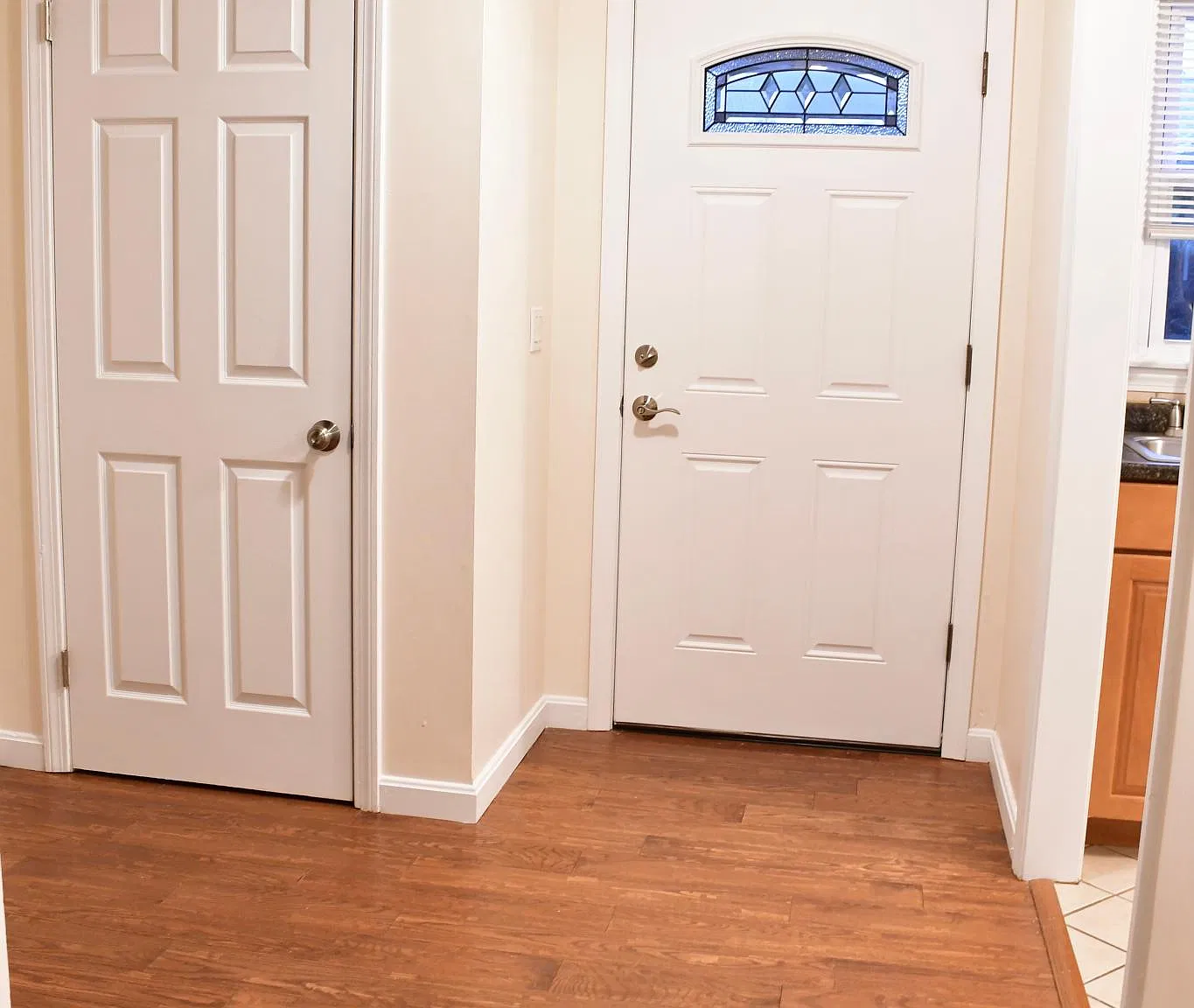 11 Crestview Dr — Photo 1