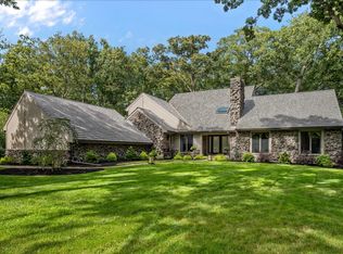 1554 Big Oaks Ct, Lake Forest, IL 60045