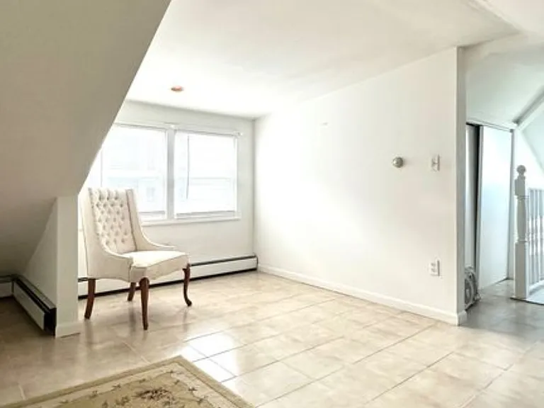 38 Malcolm Ave #2 — Photo 7