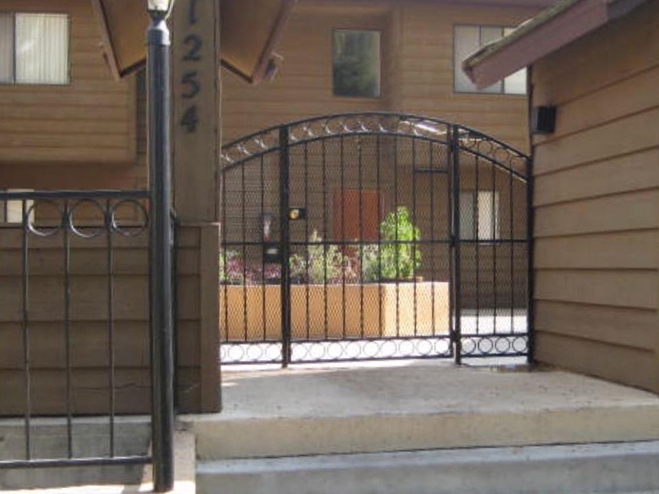 1st image of 1254 Vista Ct