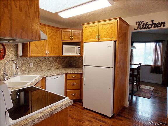 4th image of 3320 Tiger Ln