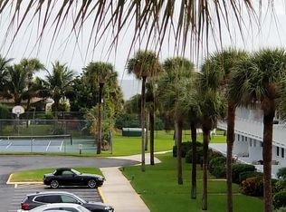 3190 N Atlantic Ave APT 301, Cocoa Beach, FL 32931