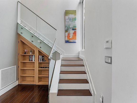 3rd image of 743 NE 4th Avenue #743