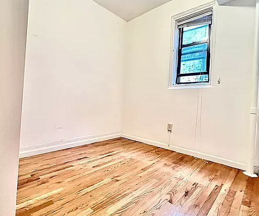 3rd image of 162 E 88th St #19A