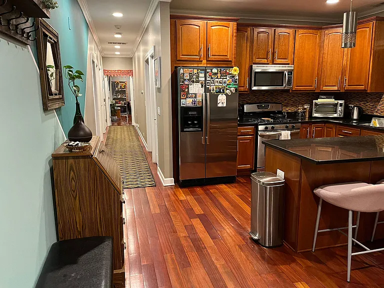 1345 N Ashland Ave #2S — Photo 9