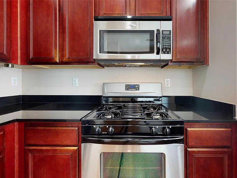 3826 Center St — Photo 28
